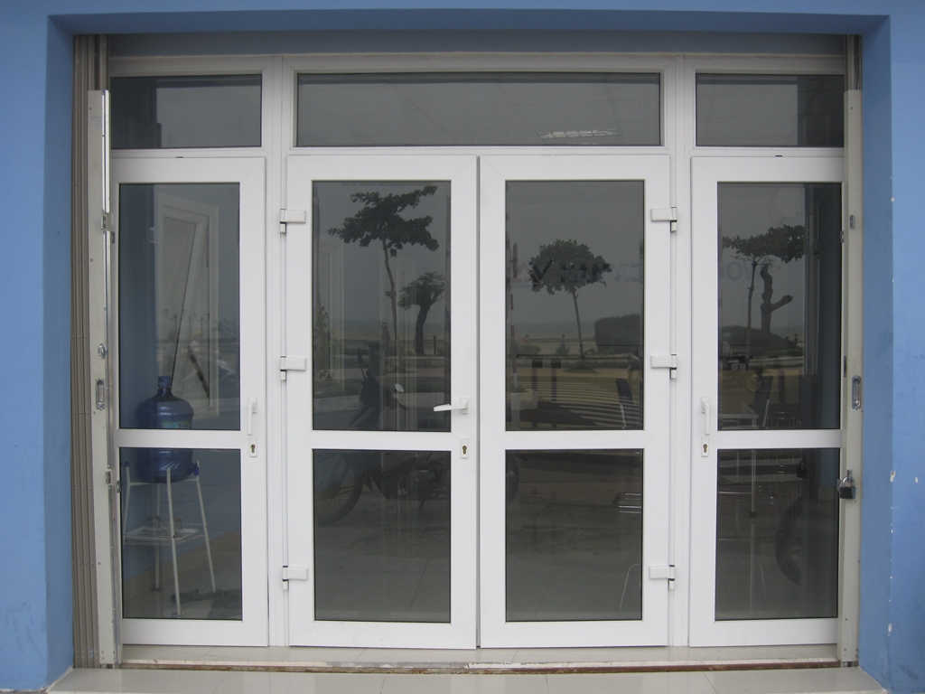 Cửa nhựa uPVC cao cấp 1.690.000VNĐ/M2