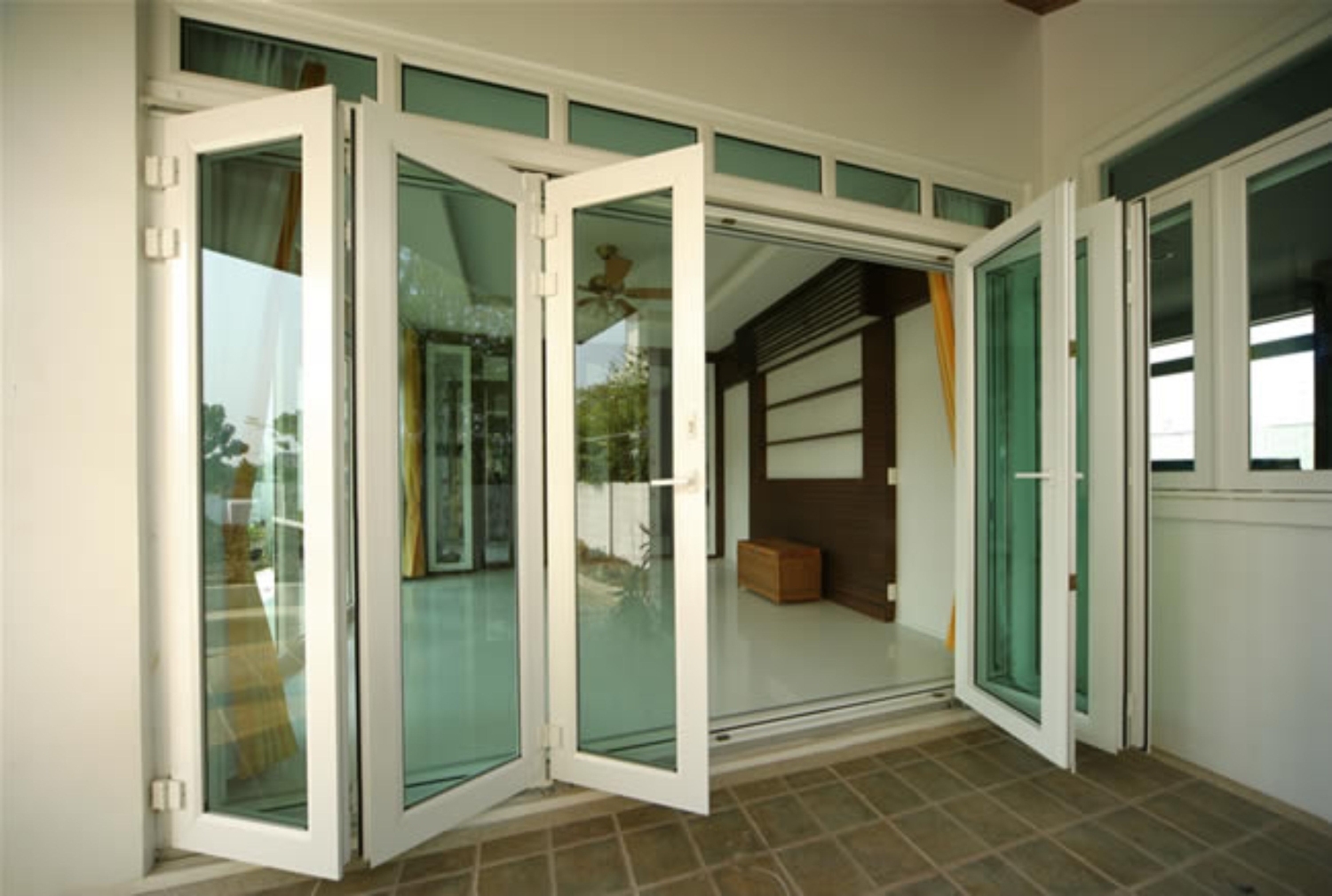 Cửa nhựa uPVC cao cấp 1.690.000VNĐ/M2